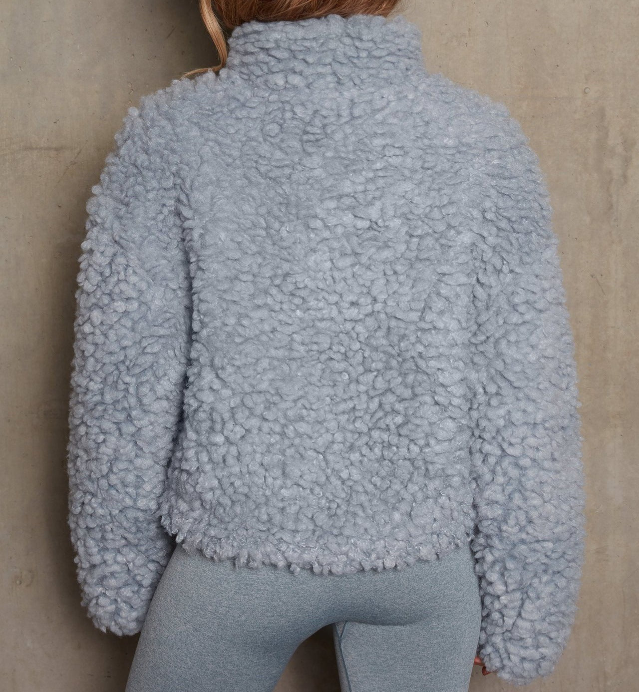 Luxuriöse Kaschmir-Strickjacke – Elegante Kurze Damenjacke aus Lammwolle für Stil und Komfort