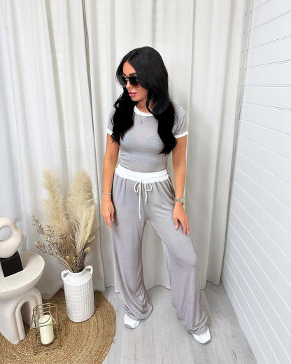 Modischer Damen-Sportanzug mit Rundhals & Kontrastfarben – Lässiger Look mit Weitem Bein