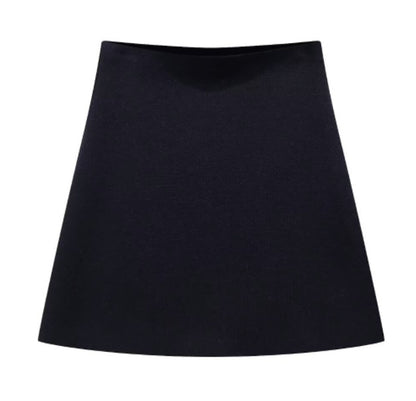 Verleihen Sie Ihrem Look mit unserem Damen-Strickmantel mit V-Ausschnitt eine zeitlose Eleganz